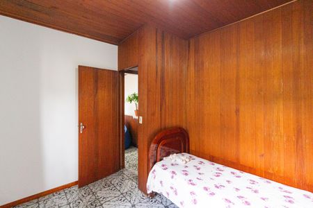 Casa à venda com 250m², 3 quartos e 2 vagasQuarto