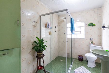 Casa à venda com 250m², 3 quartos e 2 vagasBanheiro da suíte 2