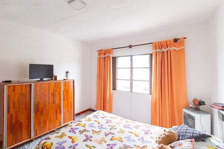 Casa à venda com 250m², 3 quartos e 2 vagasSuíte 2