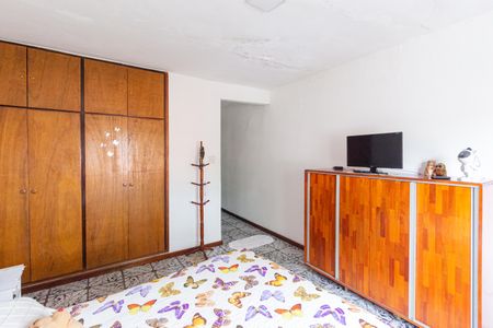 Casa à venda com 250m², 3 quartos e 2 vagasSuíte 2