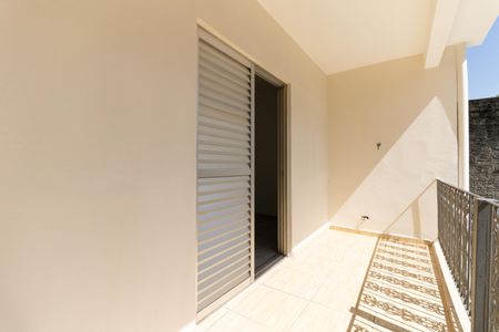 Varanda da Suíte de casa para alugar com 2 quartos, 76m² em Parque Bristol, São Paulo