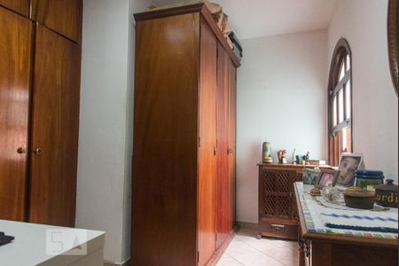 Casa à venda com 172m², 3 quartos e 2 vagas