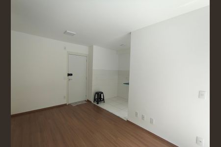 Sala de apartamento à venda com 2 quartos, 48m² em Pechincha, Rio de Janeiro