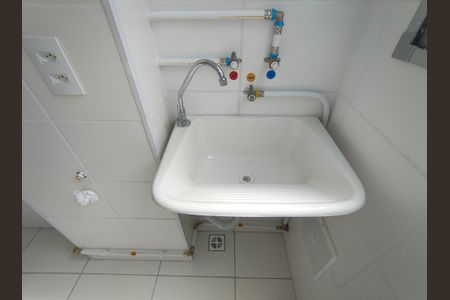 Apartamento à venda com 46m², 2 quartos e 1 vaga Apartamento à venda com 46m², 2 quartos e 1 vagaCozinha e Área de Serviço