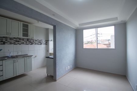 Apartamento para alugar com 45m², 2 quartos e 1 vagaSala 