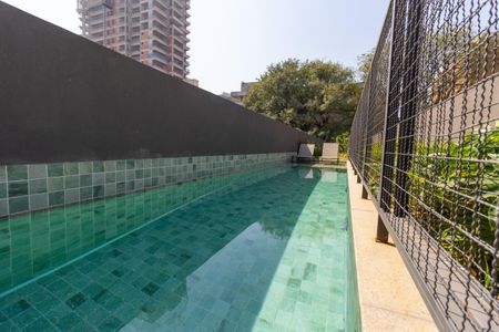 Apartamento para alugar com 36m², 1 quarto e sem vaga Apartamento para alugar com 36m², 1 quarto e sem vagaÁrea Comum - Piscina