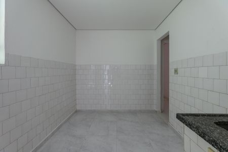 Casa para alugar com 150m², 2 quartos e 2 vagasCozinha