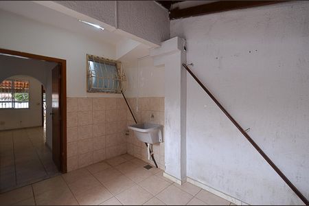 Casa à venda com 106m², 3 quartos e 2 vagasÁrea de Serviço