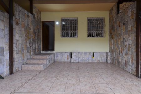 Casa à venda com 106m², 3 quartos e 2 vagasGaragem