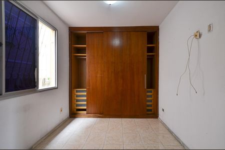Casa à venda com 106m², 3 quartos e 2 vagasSuíte