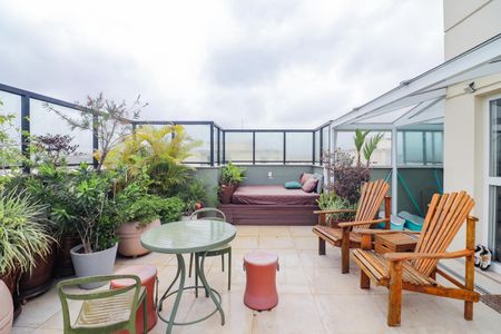 Apartamento à venda com 320m², 3 quartos e 3 vagasCobertura - Piscina