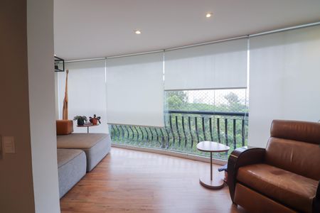 Varanda de apartamento à venda com 3 quartos, 320m² em Cidade São Francisco, São Paulo