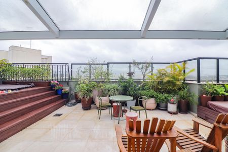 Apartamento à venda com 320m², 3 quartos e 3 vagasCobertura - Piscina