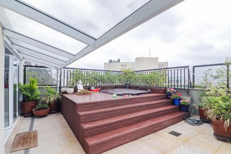 Apartamento à venda com 320m², 3 quartos e 3 vagasCobertura - Piscina