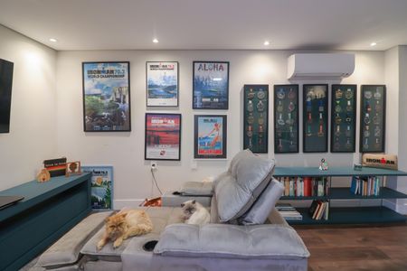 Apartamento à venda com 320m², 3 quartos e 3 vagasCobertura - Escritório 