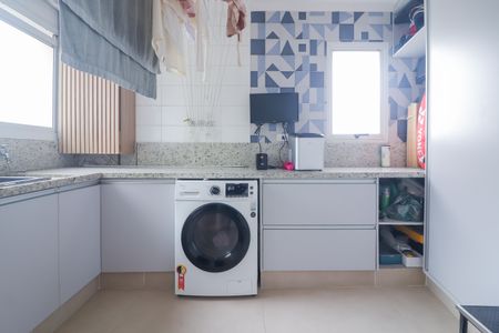 Apartamento à venda com 320m², 3 quartos e 3 vagasLavanderia