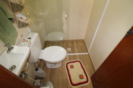 Casa à venda com 181m², 5 quartos e 2 vagasBanheiro 3