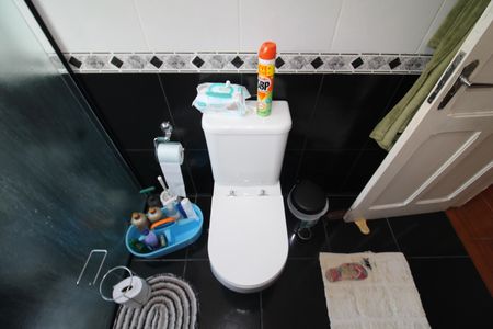 Casa à venda com 181m², 5 quartos e 2 vagasBanheiro 1