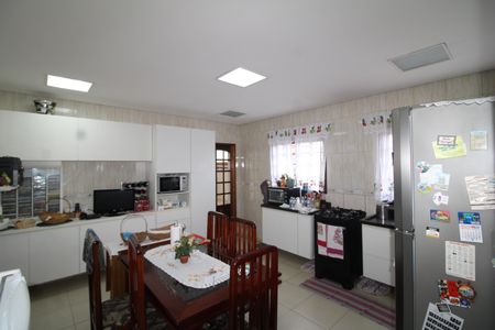 Casa à venda com 181m², 5 quartos e 2 vagasCozinha