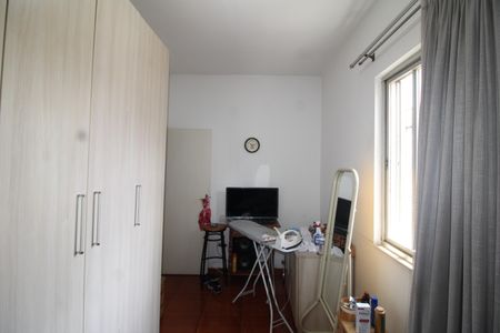 Casa à venda com 181m², 5 quartos e 2 vagasQuarto 4