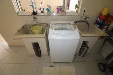 Casa à venda com 181m², 5 quartos e 2 vagasÁrea de Serviço