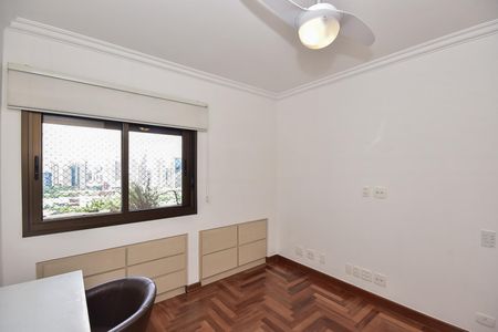 Apartamento à venda com 296m², 5 quartos e 4 vagasQuarto 3