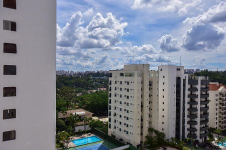 Apartamento à venda com 296m², 5 quartos e 4 vagasVista da Suíte 1
