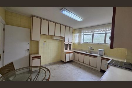 Apartamento à venda com 180m², 3 quartos e 1 vagaFoto 21