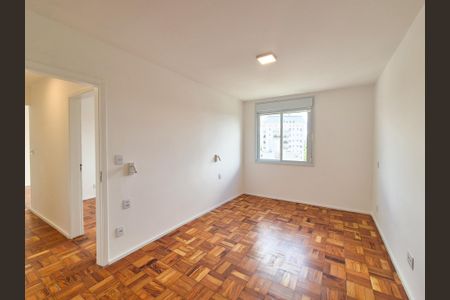 Apartamento à venda com 77m², 2 quartos e 1 vagaSuíte 
