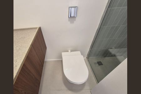 Apartamento à venda com 77m², 2 quartos e 1 vagaBanheiro