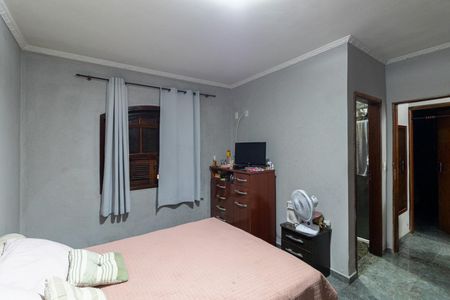 Casa à venda com 250m², 3 quartos e 4 vagasSuíte