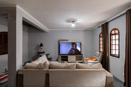 Casa à venda com 250m², 3 quartos e 4 vagasSala