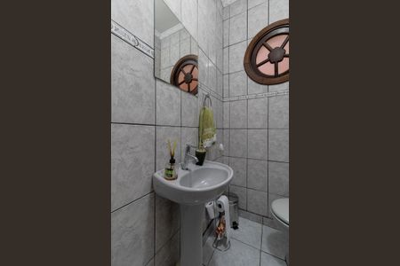 Casa à venda com 250m², 3 quartos e 4 vagasBanheiro 2