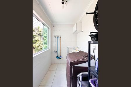 Apartamento à venda com 64m², 3 quartos e 1 vagaÁrea de Serviço