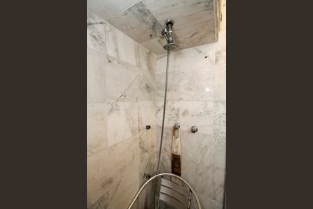 Apartamento à venda com 245m², 2 quartos e 2 vagas Apartamento à venda com 245m², 2 quartos e 2 vagasBanheiro da Suíte 1