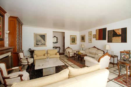 Apartamento à venda com 245m², 2 quartos e 2 vagas Apartamento à venda com 245m², 2 quartos e 2 vagasSala de Estar