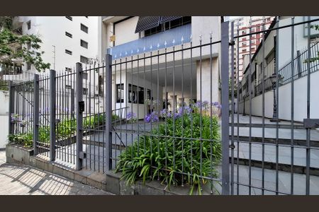 Apartamento à venda com 245m², 2 quartos e 2 vagas Apartamento à venda com 245m², 2 quartos e 2 vagasFachada do Prédio