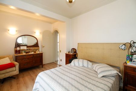 Apartamento à venda com 245m², 2 quartos e 2 vagas Apartamento à venda com 245m², 2 quartos e 2 vagasSuíte 2