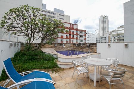 Apartamento à venda com 245m², 2 quartos e 2 vagas Apartamento à venda com 245m², 2 quartos e 2 vagasCobertura