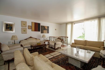 Apartamento à venda com 245m², 2 quartos e 2 vagas Apartamento à venda com 245m², 2 quartos e 2 vagasSala de Estar