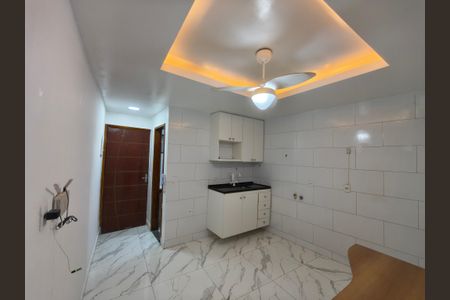 Casa de condomínio para alugar com 45m², 1 quarto e sem vagaSala / Cozinha