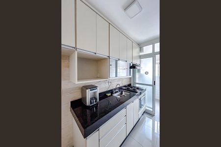 Apartamento para alugar com 67m², 2 quartos e 2 vagasCozinha