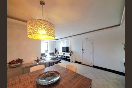 Apartamento à venda com 4 quartos, 135m² em Alto Barroca, Belo Horizonte