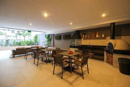 Apartamento para alugar com 65m², 2 quartos e 1 vaga Apartamento para alugar com 65m², 2 quartos e 1 vagaÁrea comum - Churrasqueira