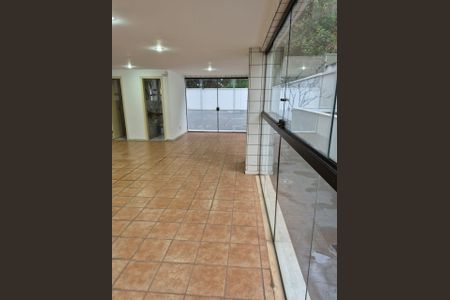 Apartamento à venda com 78m², 3 quartos e 2 vagasSalão de Festas