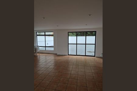 Apartamento à venda com 78m², 3 quartos e 2 vagasSalão de Festas