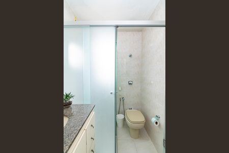 Apartamento à venda com 78m², 3 quartos e 2 vagasBanheiro Social