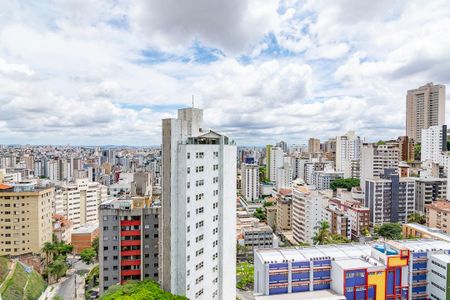 Apartamento à venda com 78m², 3 quartos e 2 vagasVaranda