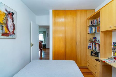 Apartamento à venda com 78m², 3 quartos e 2 vagasQuarto 2