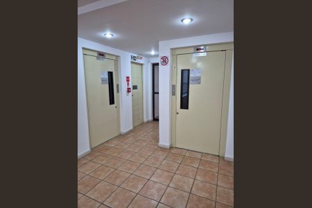 Apartamento à venda com 78m², 3 quartos e 2 vagasSalão de Festas